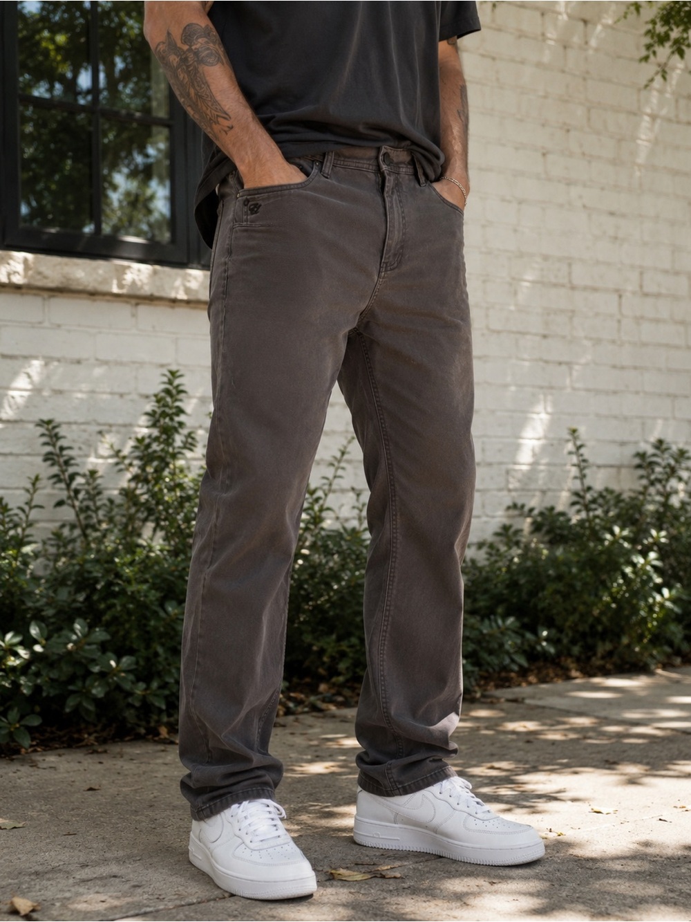 English Laundry Men's Straight Jeans in Charcoal 36x30 Distressed Wash